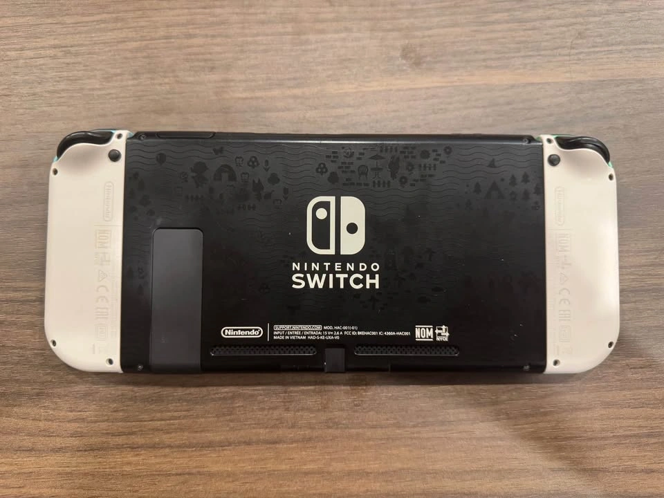 Nintendo Switch Animal Crossing Edition Bundle + Case - photo 3