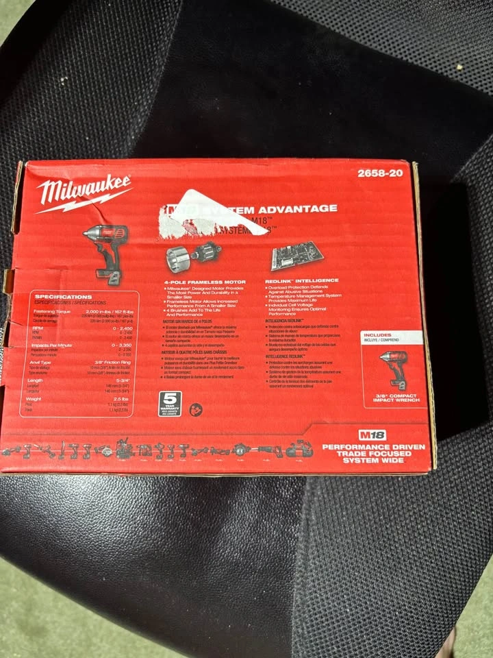 Milwaukee Compact Impact Wrench 3/8" - photo 2