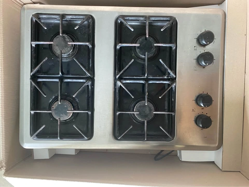 Natural Gas 4 Burner Cooktop - photo 3