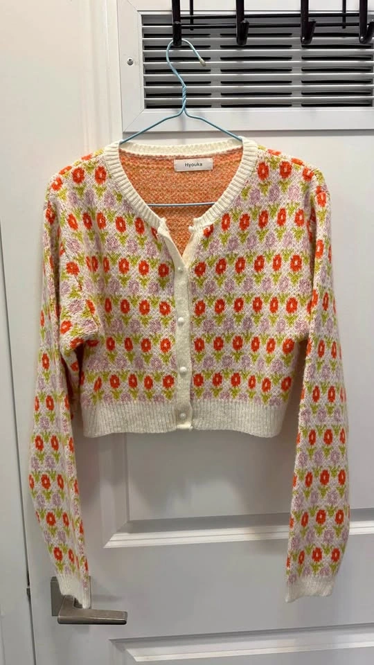 Vintage Style Floral Knit Cardigan - Small Defect