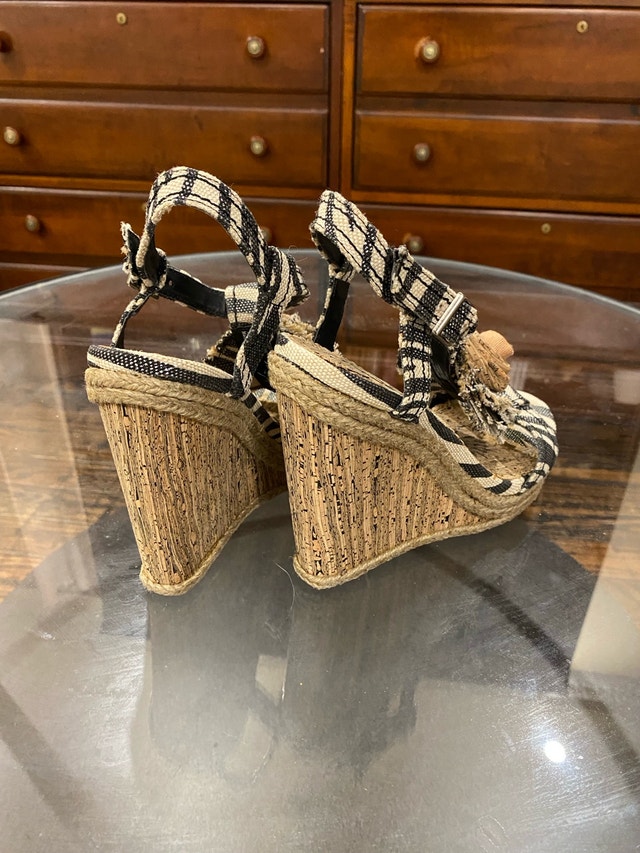 Parisian Wedge Sandals - Size 8 - photo 4