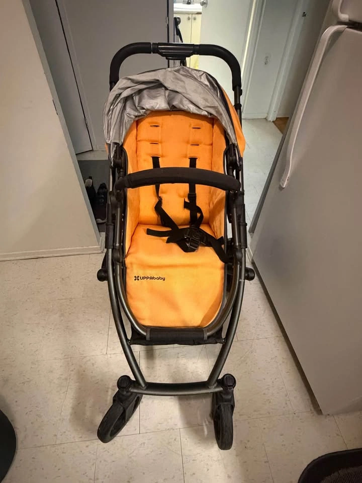 ✨ Uppababy Stroller + Bassinet 2014 vista – Great Deal ✨ - photo 2