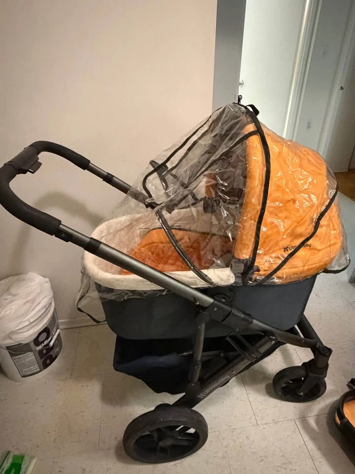 ✨ Uppababy Stroller + Bassinet 2014 vista – Great Deal ✨ - photo 3