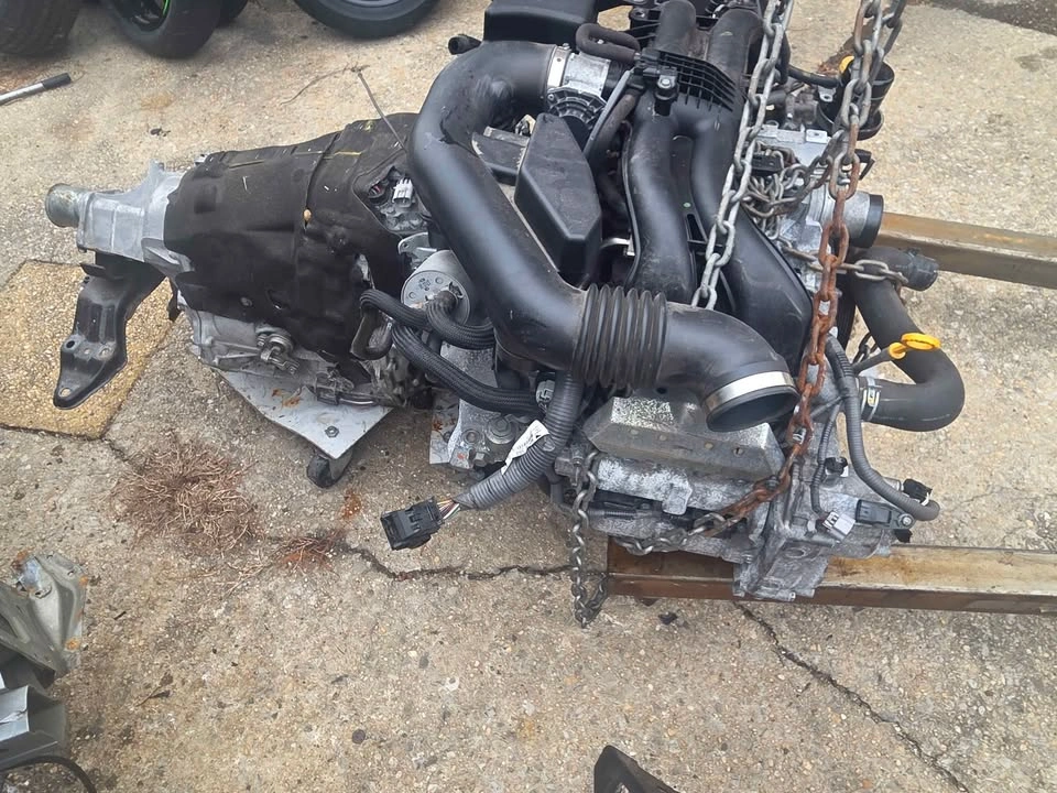 Subaru Legacy Engine - photo 2