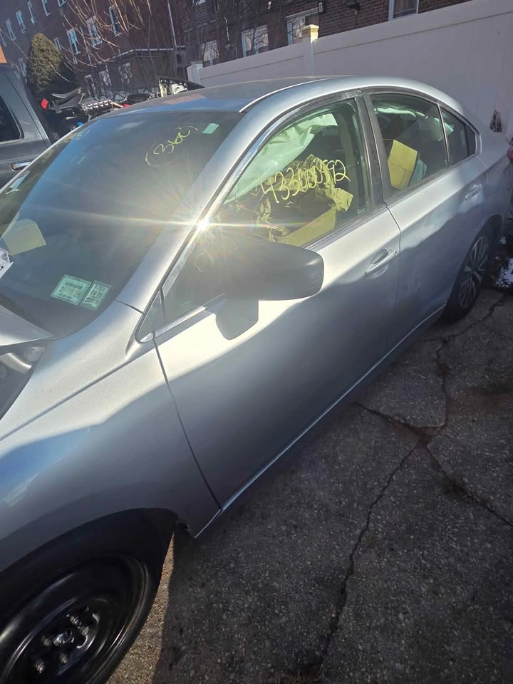 2018 Subaru Legacy Parts - photo 4