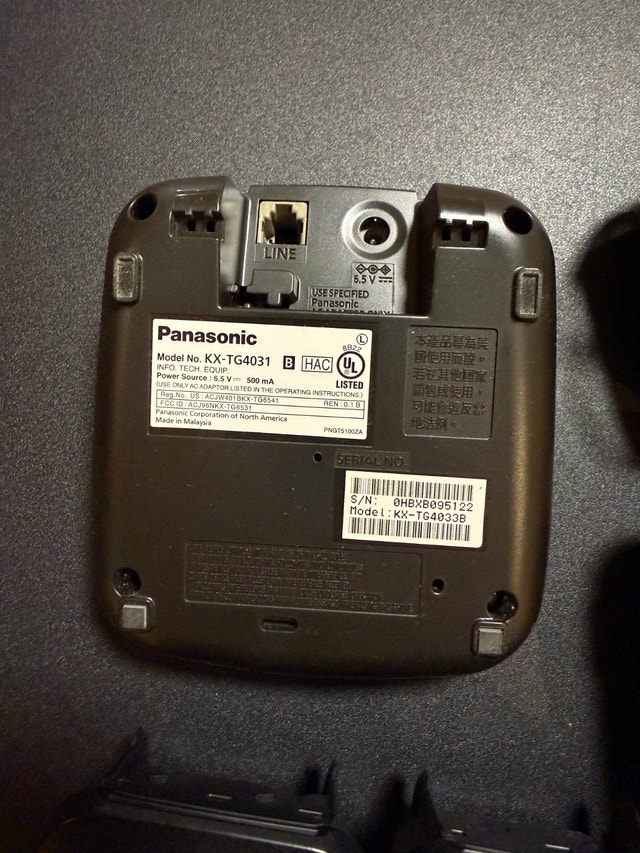 Panasonic DECT 6.0 PLUS – Three Handset - photo 2