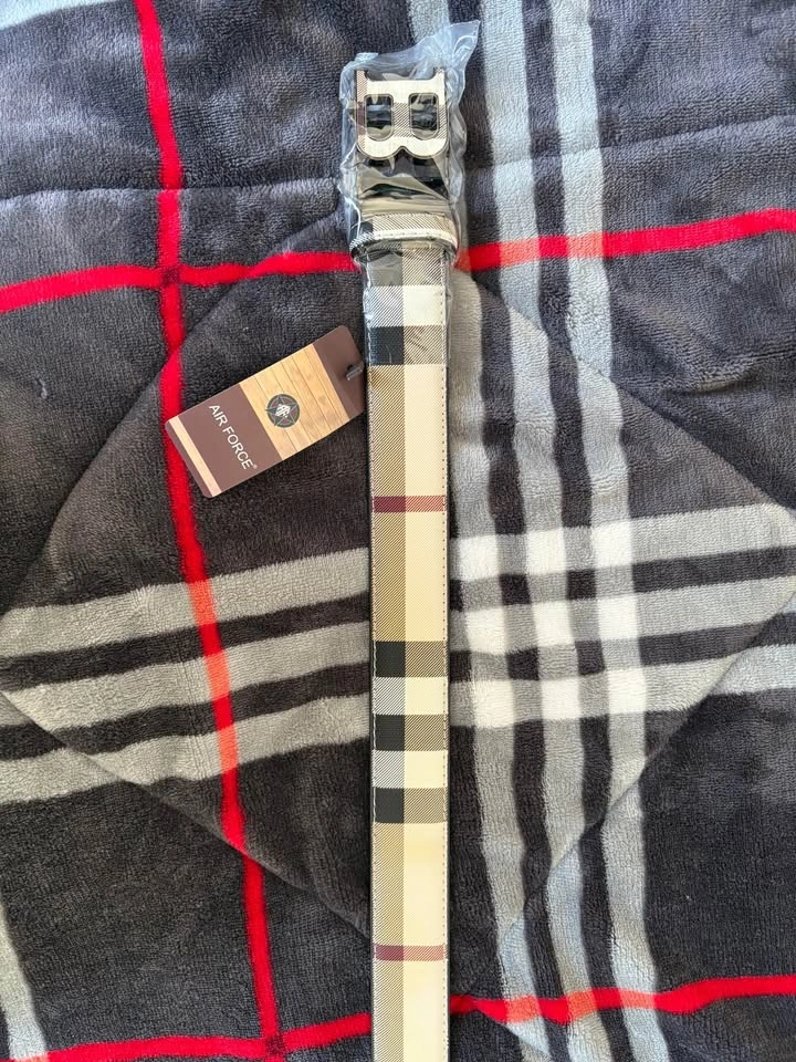 Burberry belt - photo 2