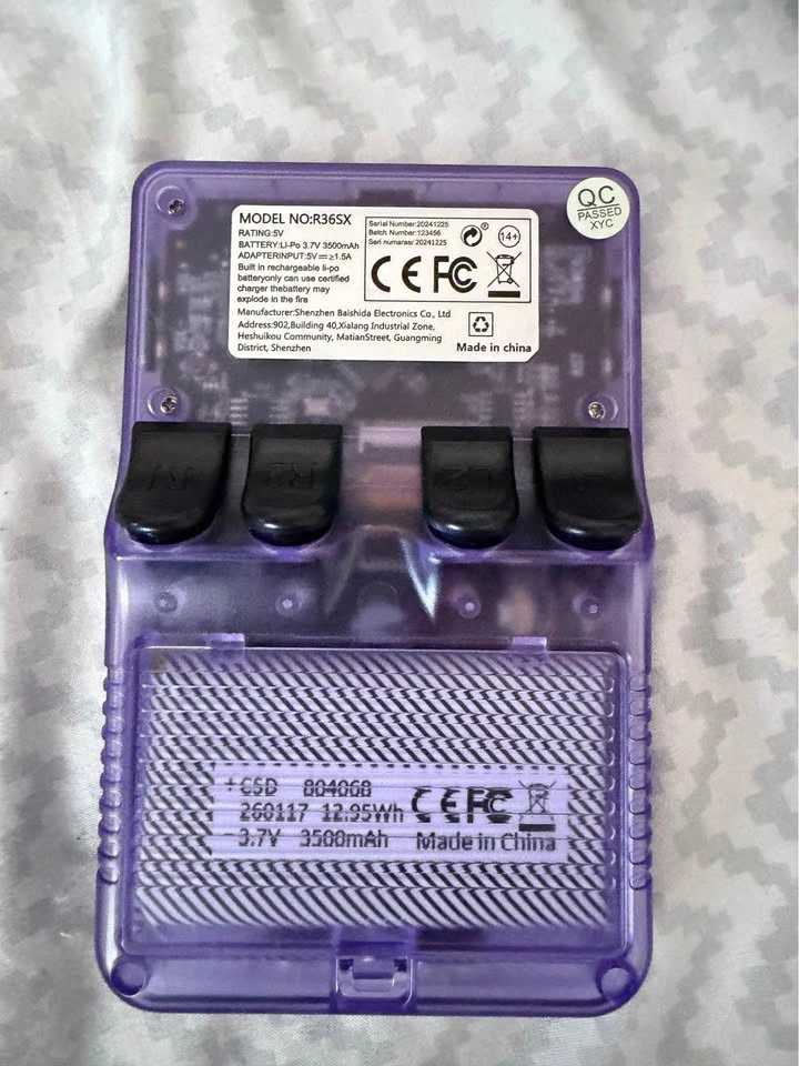 R36S Handheld Game Console – Brand New (In Box) 🎮 - photo 3
