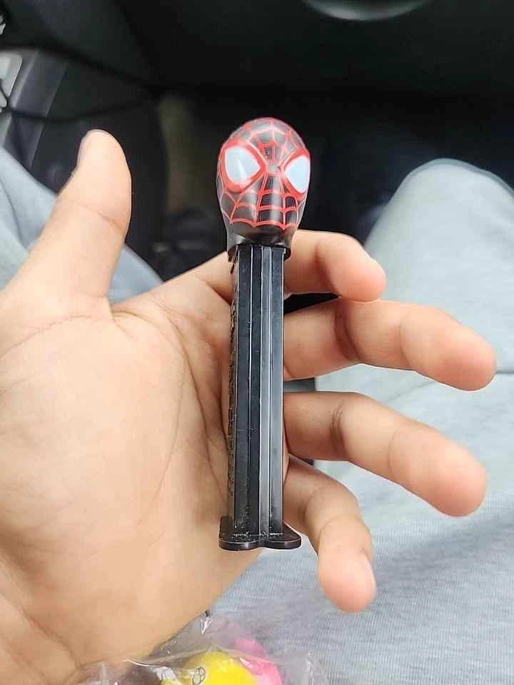 PEZ dispenser lot - Star Wars, Spiderman, Paw Patrol - photo 2