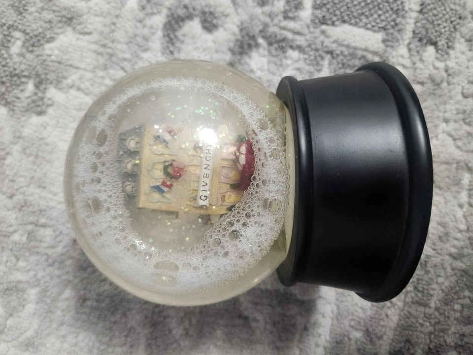 Givenchy Paris Snow Globe - photo 3