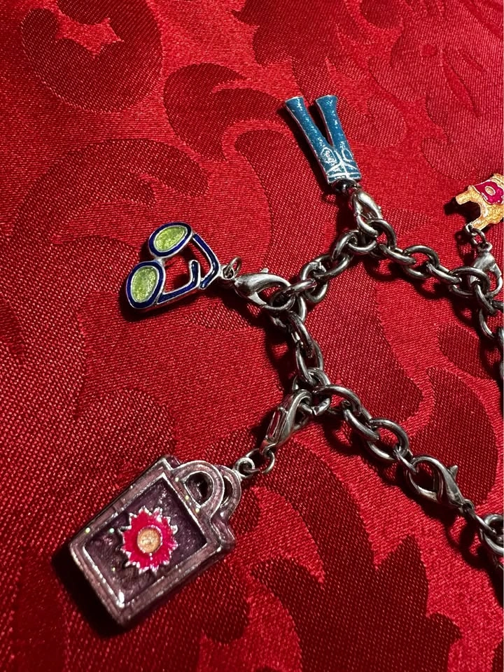 Vintage Charms Bracelet - photo 3