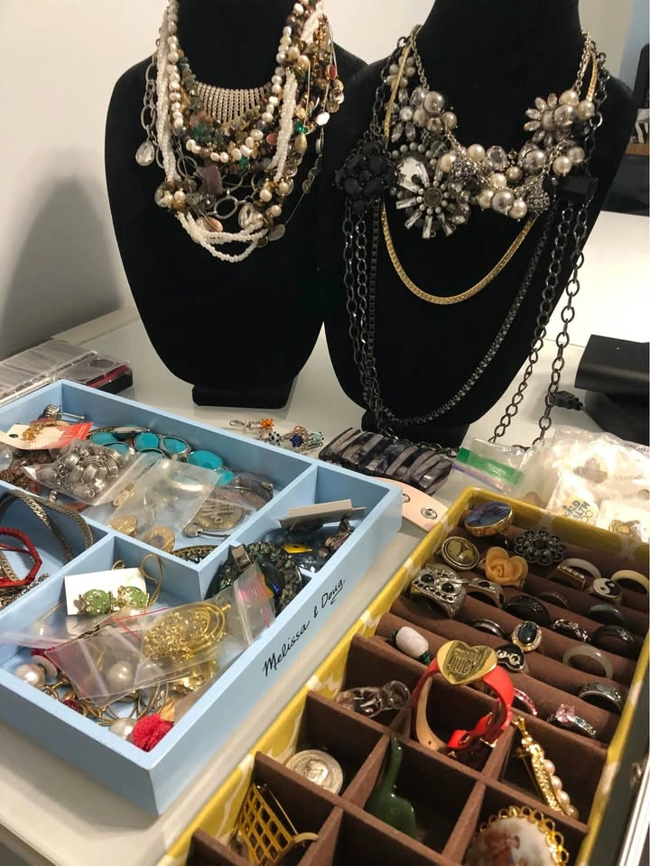 Huge Lot of Costume Jewelry - Necklaces Rings Bracelets For Sale - photo 2