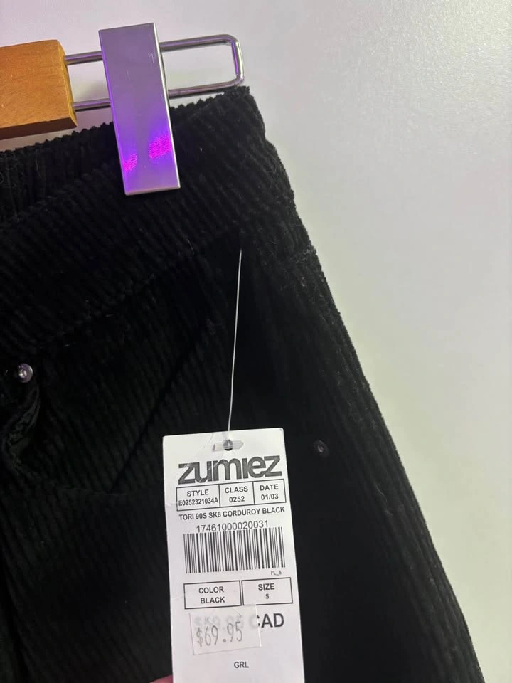 NWT Empyre Corduroy Black Skater Pants Size 5 - photo 3