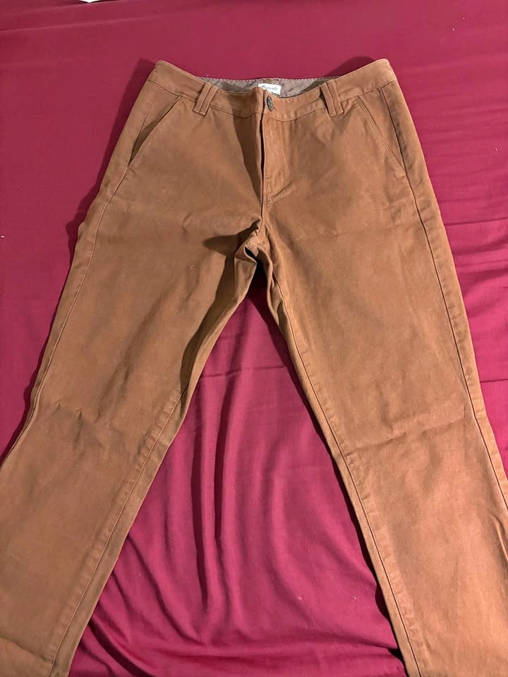 Madewell Khakis Size 4 - New