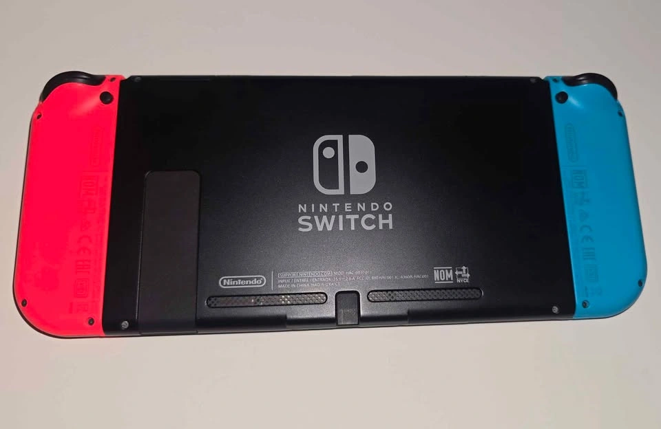Mint Nintendo Switch v2 (non-LED) - photo 5