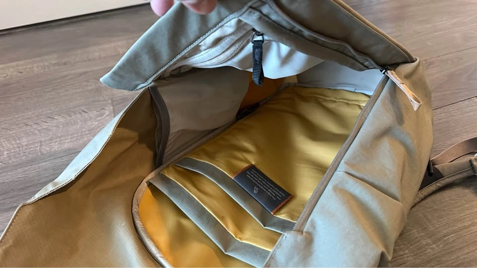 Bellroy Melbourne Backpack - Used, Good Condition - photo 5
