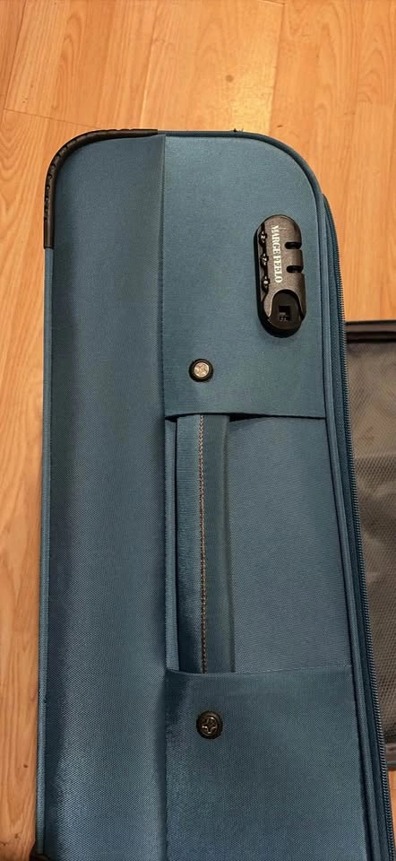 MARGE FELLO Teal Carry-on Suitcase Spinner Wheels Combo Lock 20- - photo 3