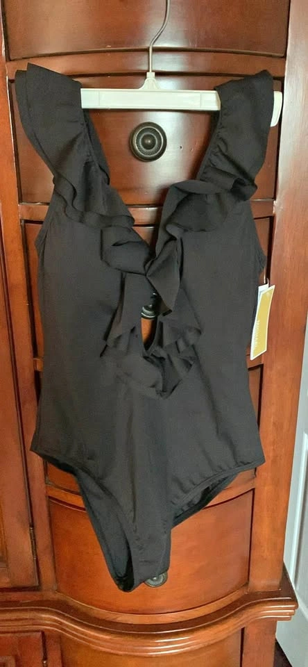 NEW WITH TAGS Authentic Michael Kors One Piece Swimsuit - Size 4