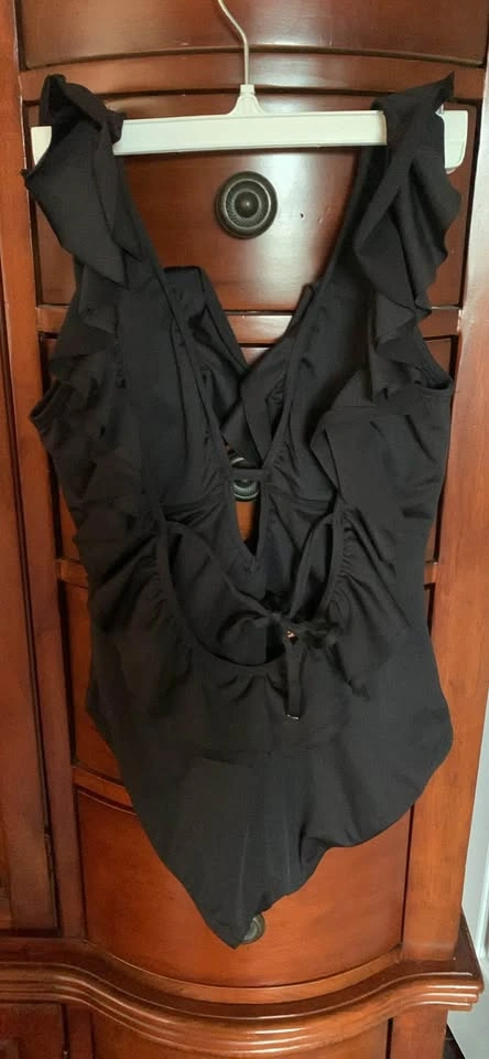 NEW WITH TAGS Authentic Michael Kors One Piece Swimsuit - Size 4 - photo 2