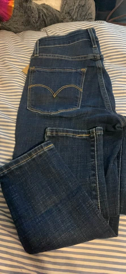 Brand new with tags Levi’s high rise skinny jeans size 24 - photo 4