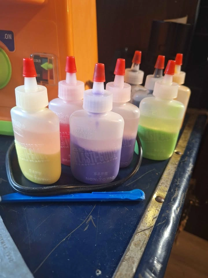 Creepy Crawlers Bug Maker Set - photo 4