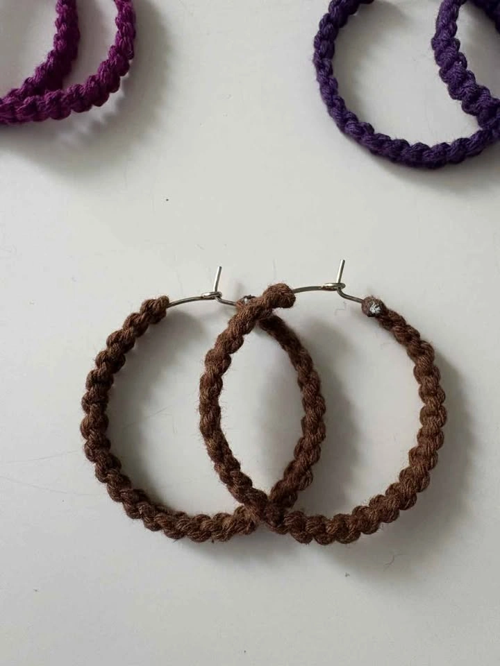 $10 for 5 earrings - photo 4