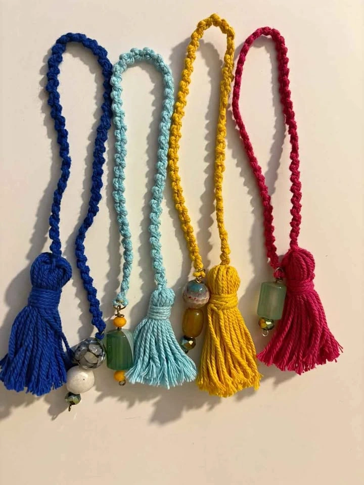 10+ Handmade Macrame Bookmarks