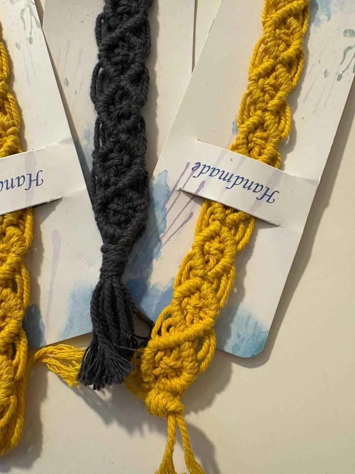 10+ Handmade Macrame Bookmarks - photo 3