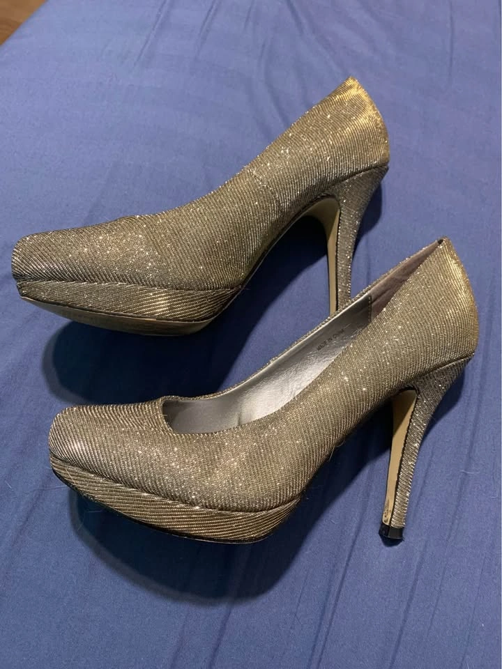 Le Chateau heels - photo 2