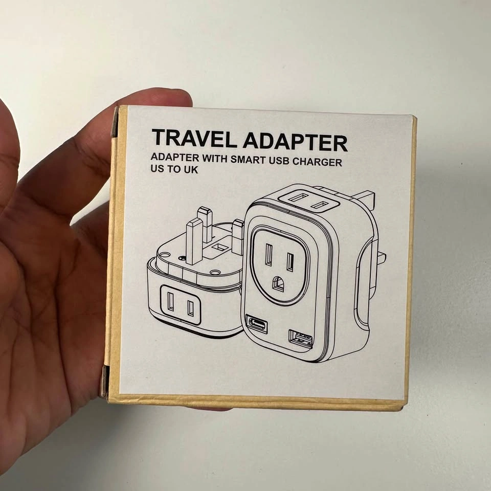 UK Travel Adapter with USB A & C - BRAND NEW
