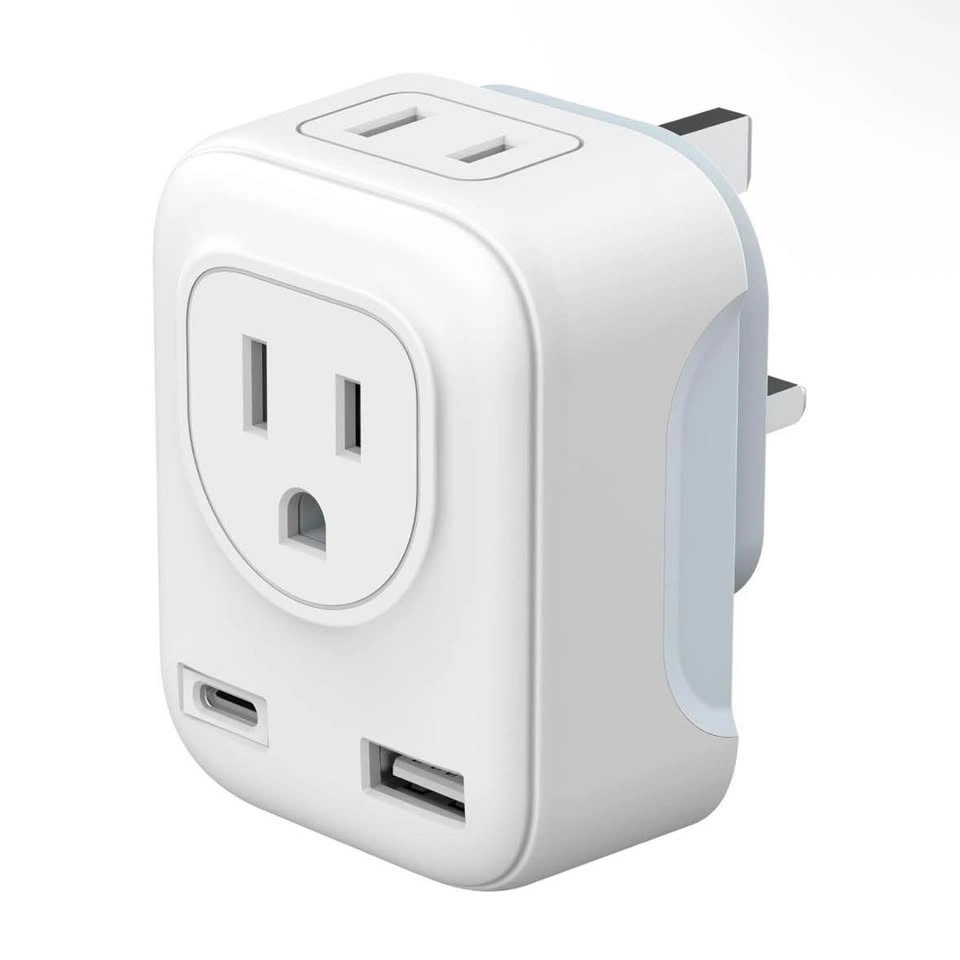 UK Travel Adapter with USB A & C - BRAND NEW - photo 4