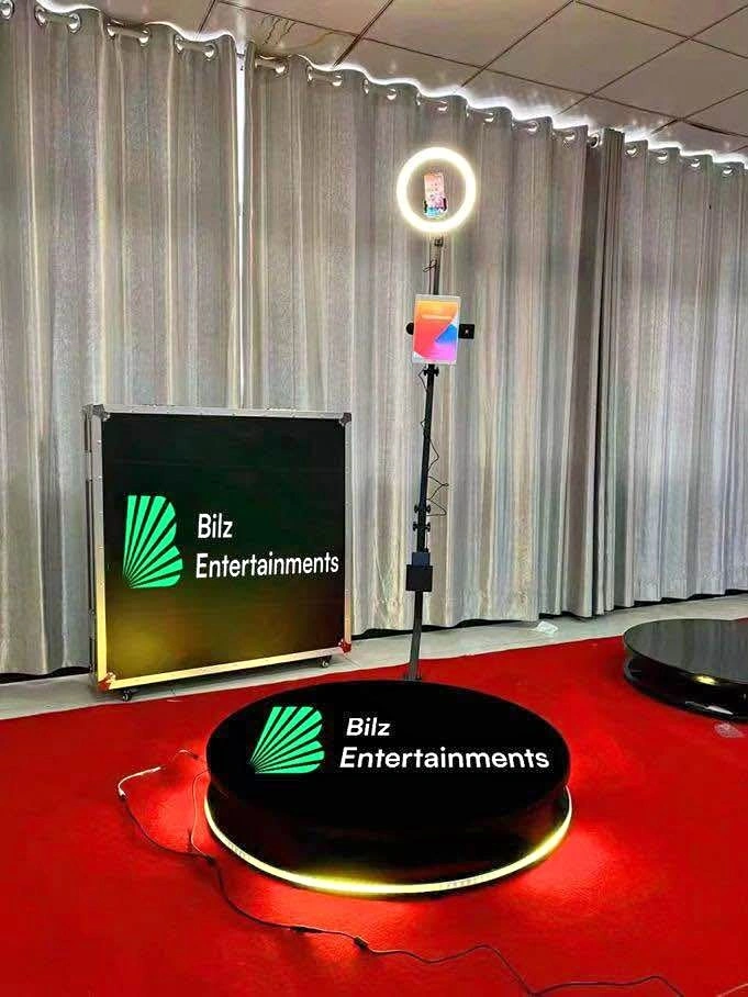 360 Photo Booth with LED Glasses & Hand Wands
