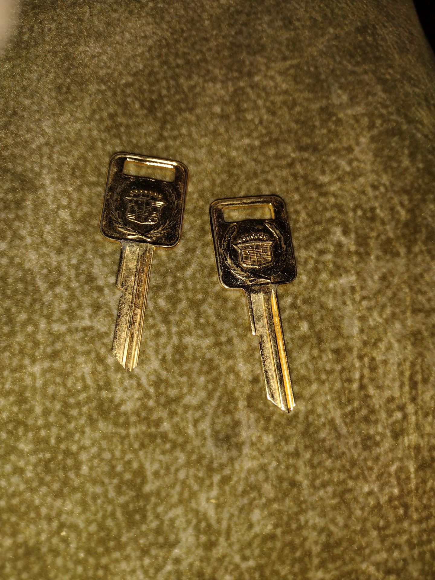 Blank Cadillac gold keys - photo 2