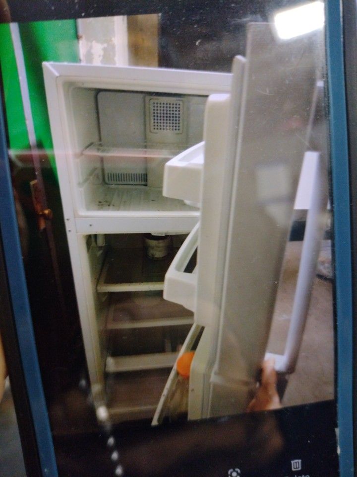 Refrigerators For Sale - photo 2