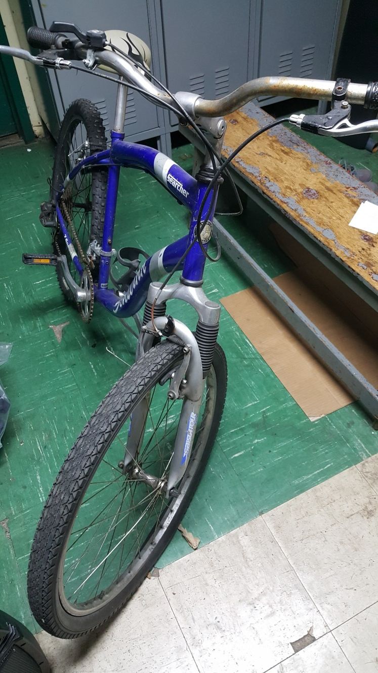 Schwinn 7 Speed Mountain Bike - photo 3
