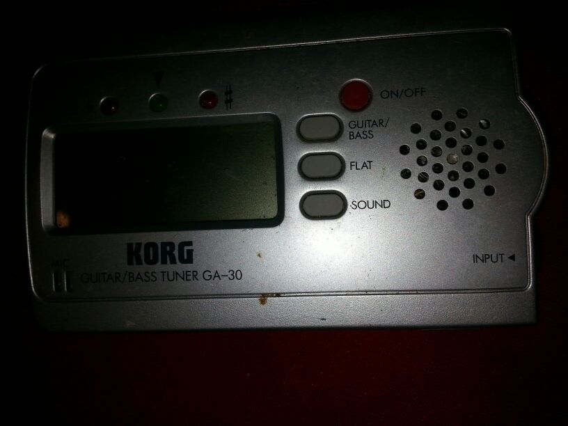 Guitar/Bass Tuner GA-30