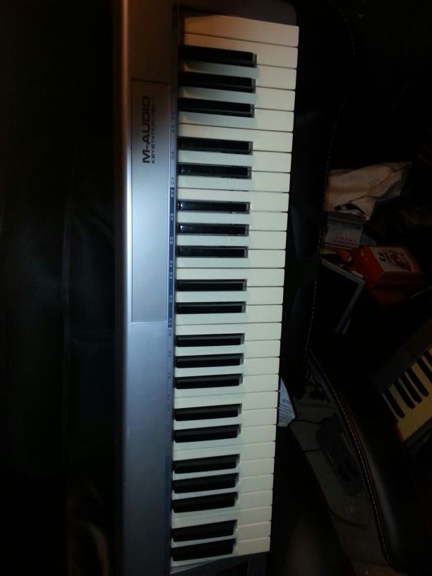 M.Audio Keystation 49e MIDI Keyboard