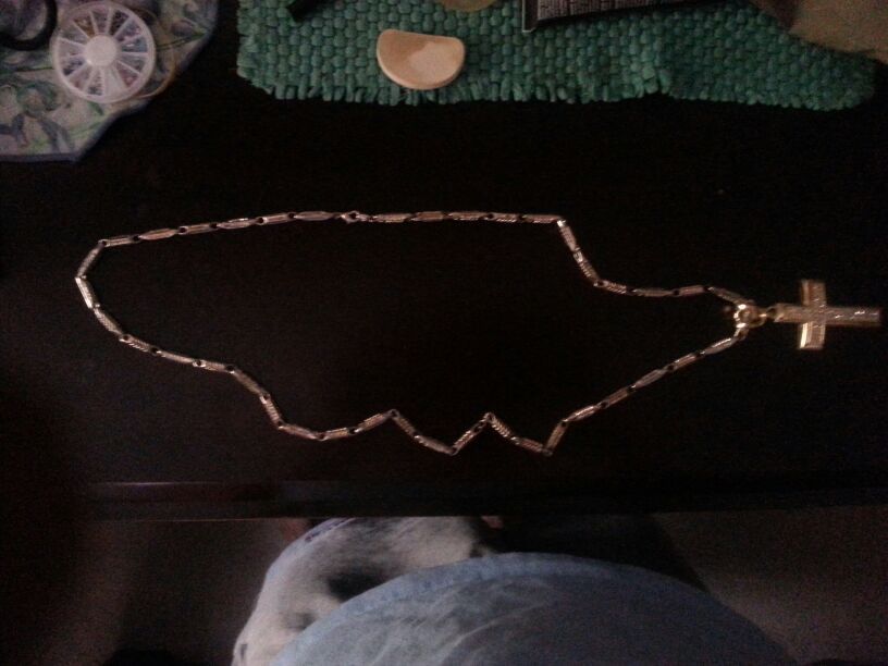 Gold plated chain.look like a real gangster
