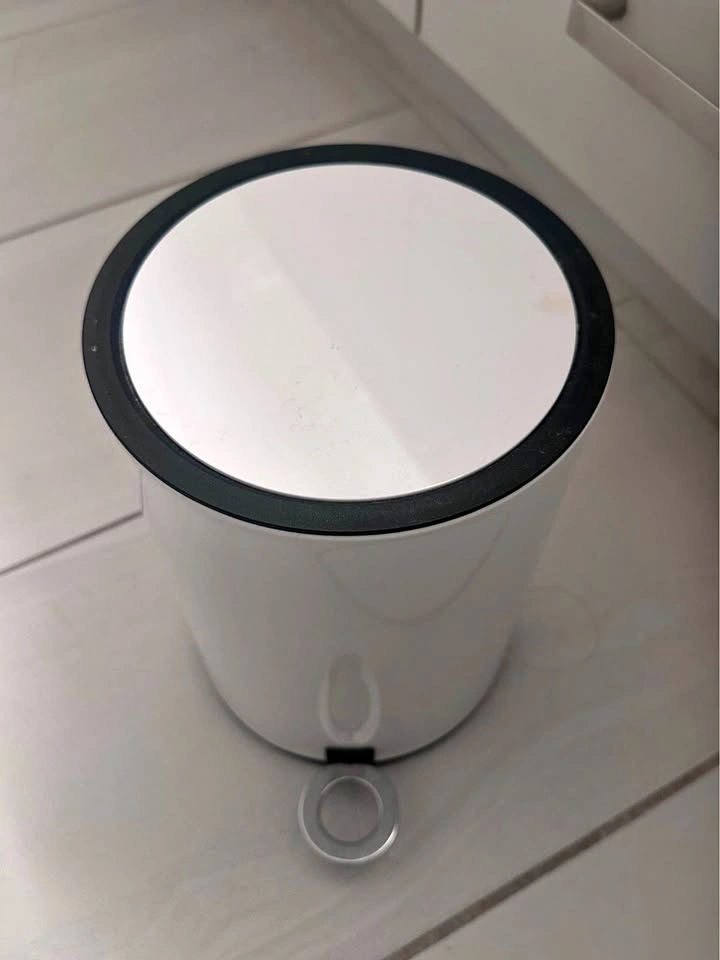 Moving Out Sale – Ikea Small White Trash Bin