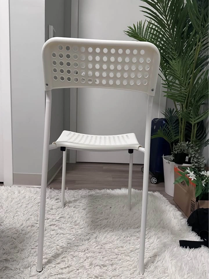 Moving Out Sale – IKEA White Chair - photo 3