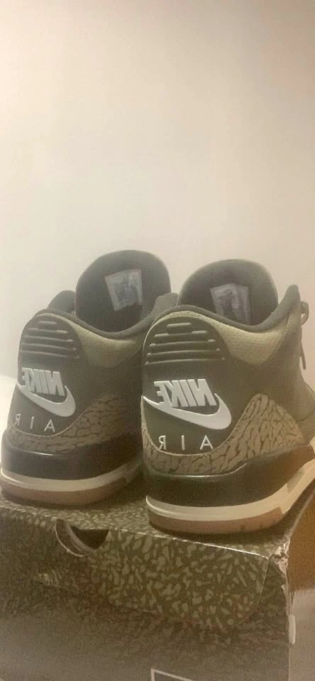 Air Jordan 3 Retro Olive US 11