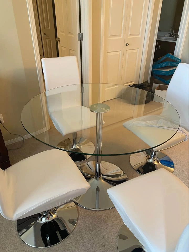 Solid Glass Table w/ 4 Chairs - photo 3