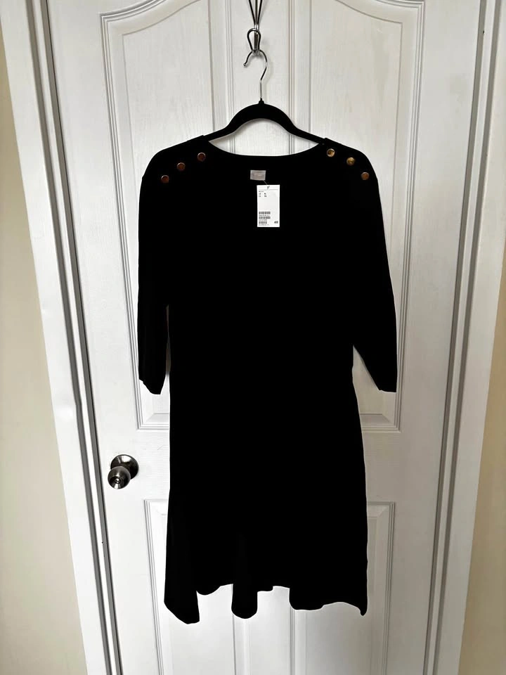Knee length knit dress