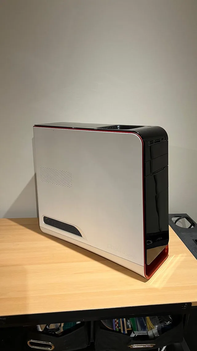 Dell Studio XPS image indicator(3)