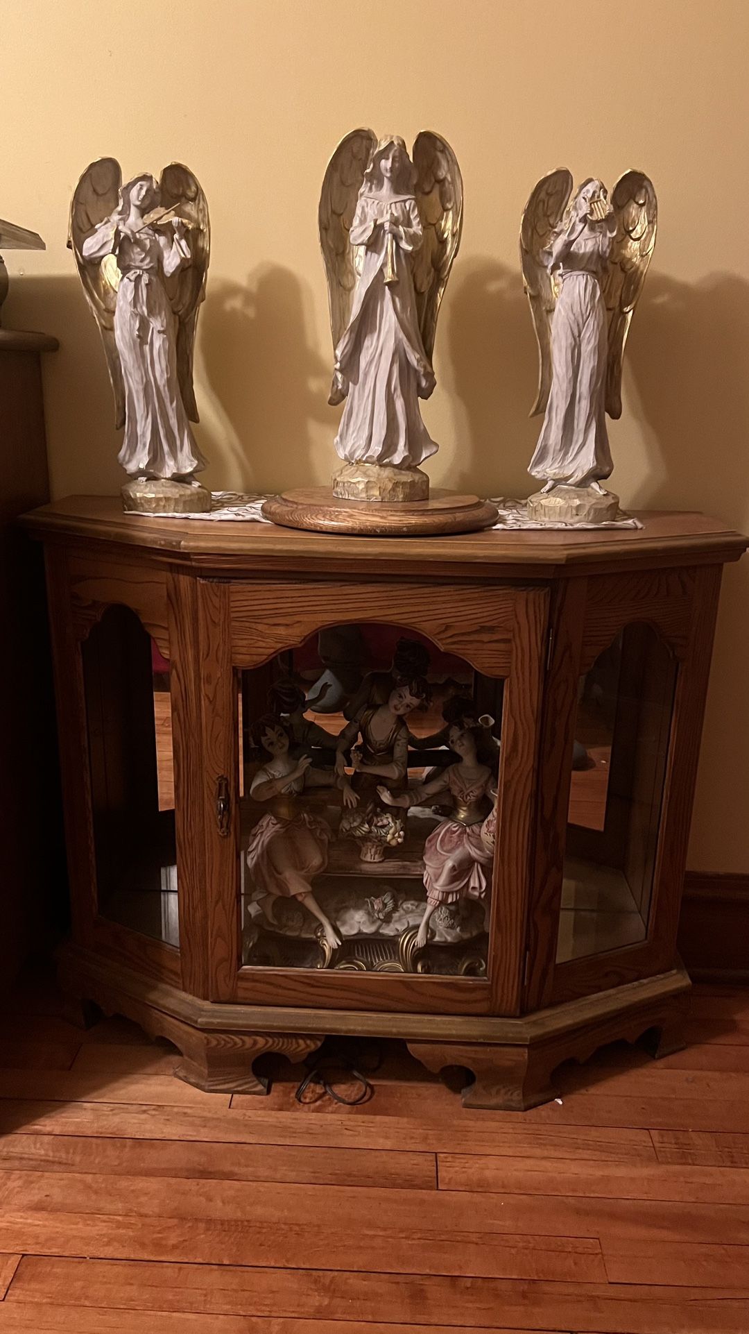 Curio Cabinet With Glass And Mirror - photo 4