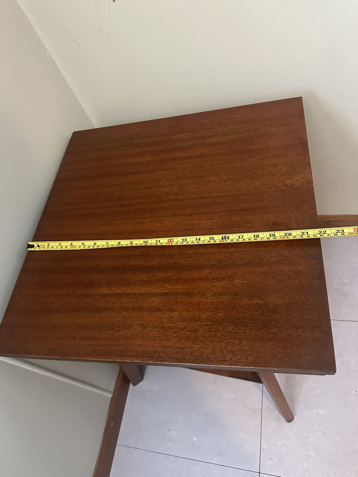 Beautiful Rotating Wooden Table - photo 2