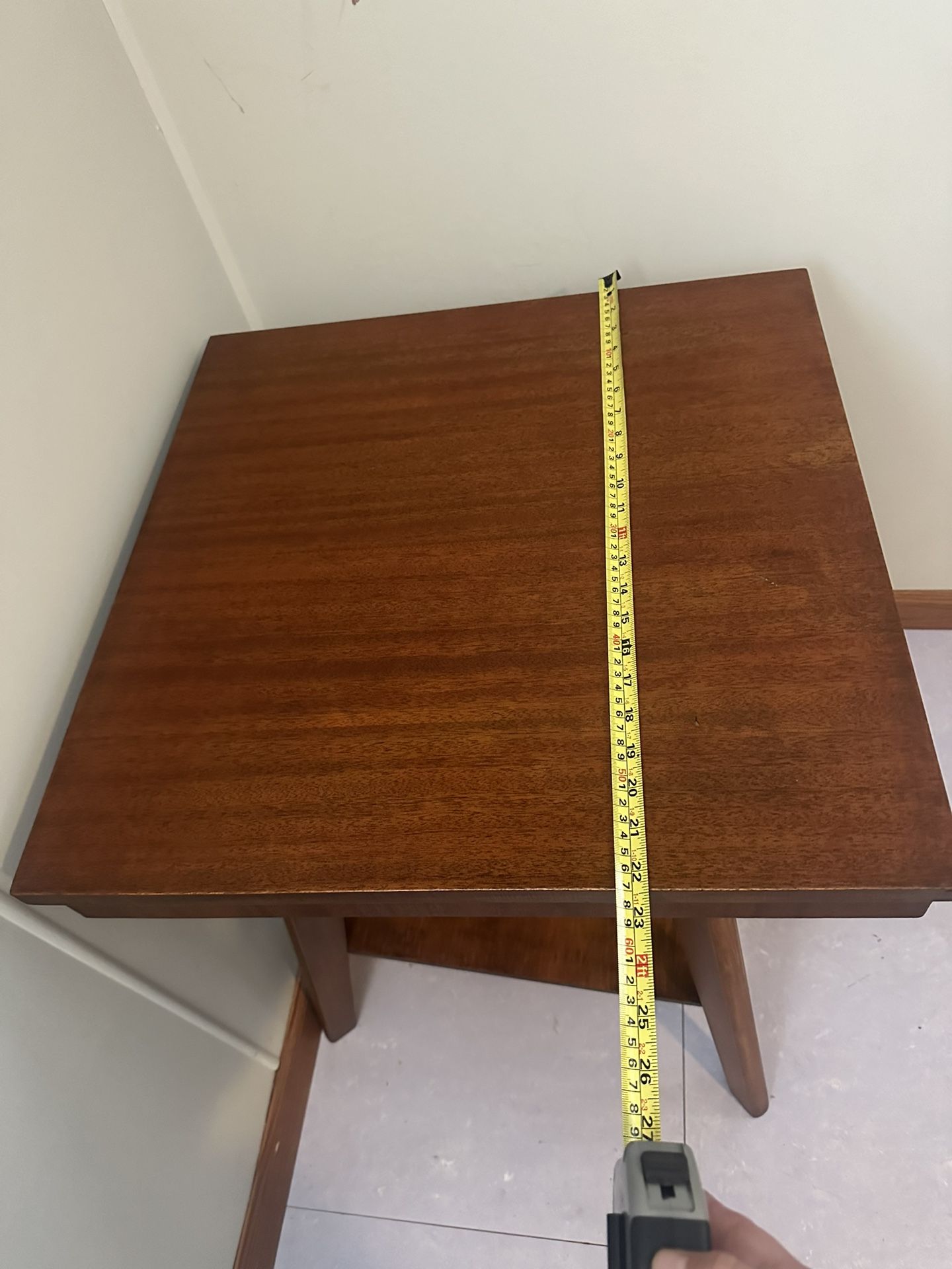 Beautiful Rotating Wooden Table - photo 4