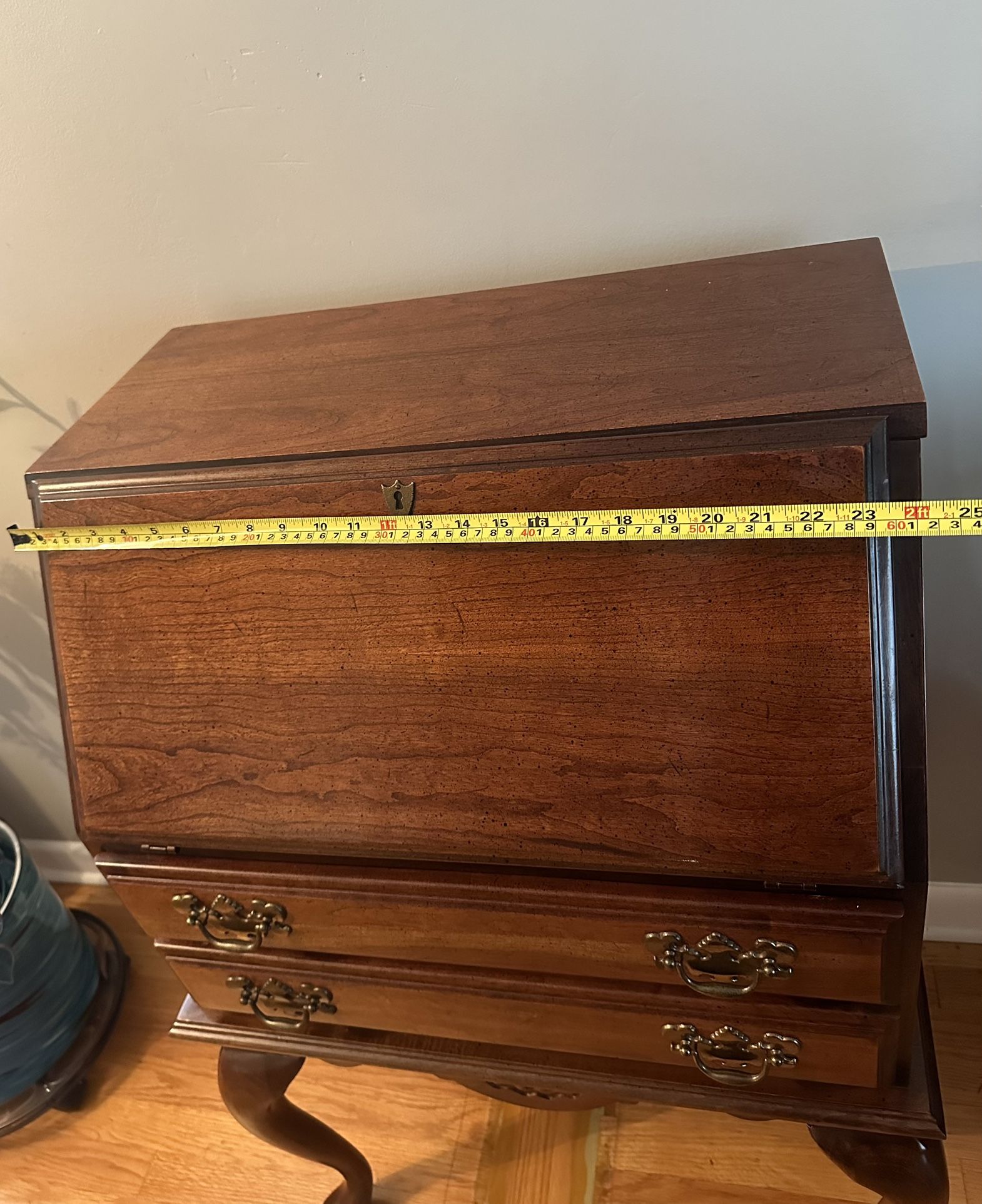 IKEA MALM Queen Bed Frame - photo 4