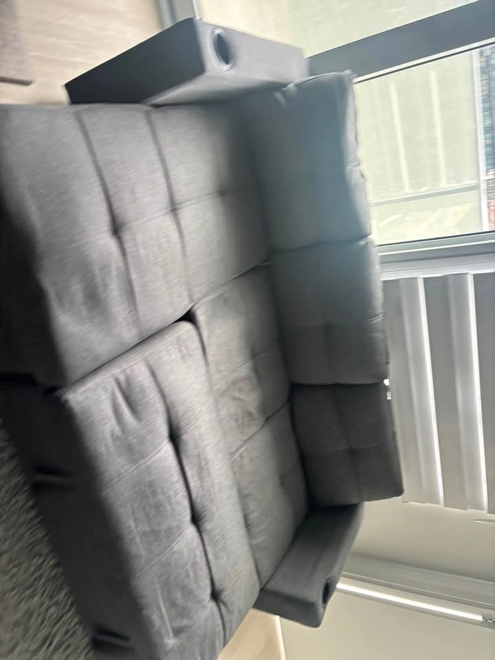 Gently used pop-up sofa bed with storage. 1 year old. Need gone - photo 3