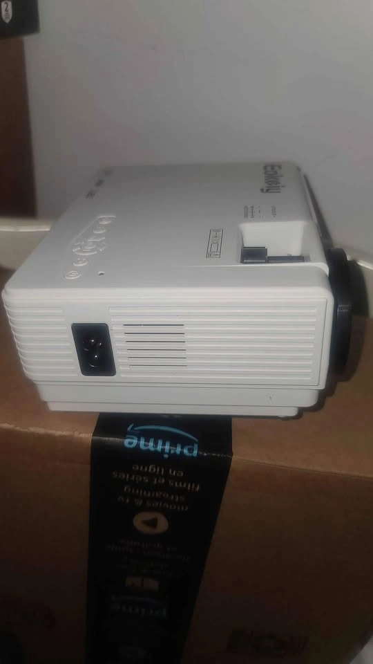 Mini projector for small room - photo 2